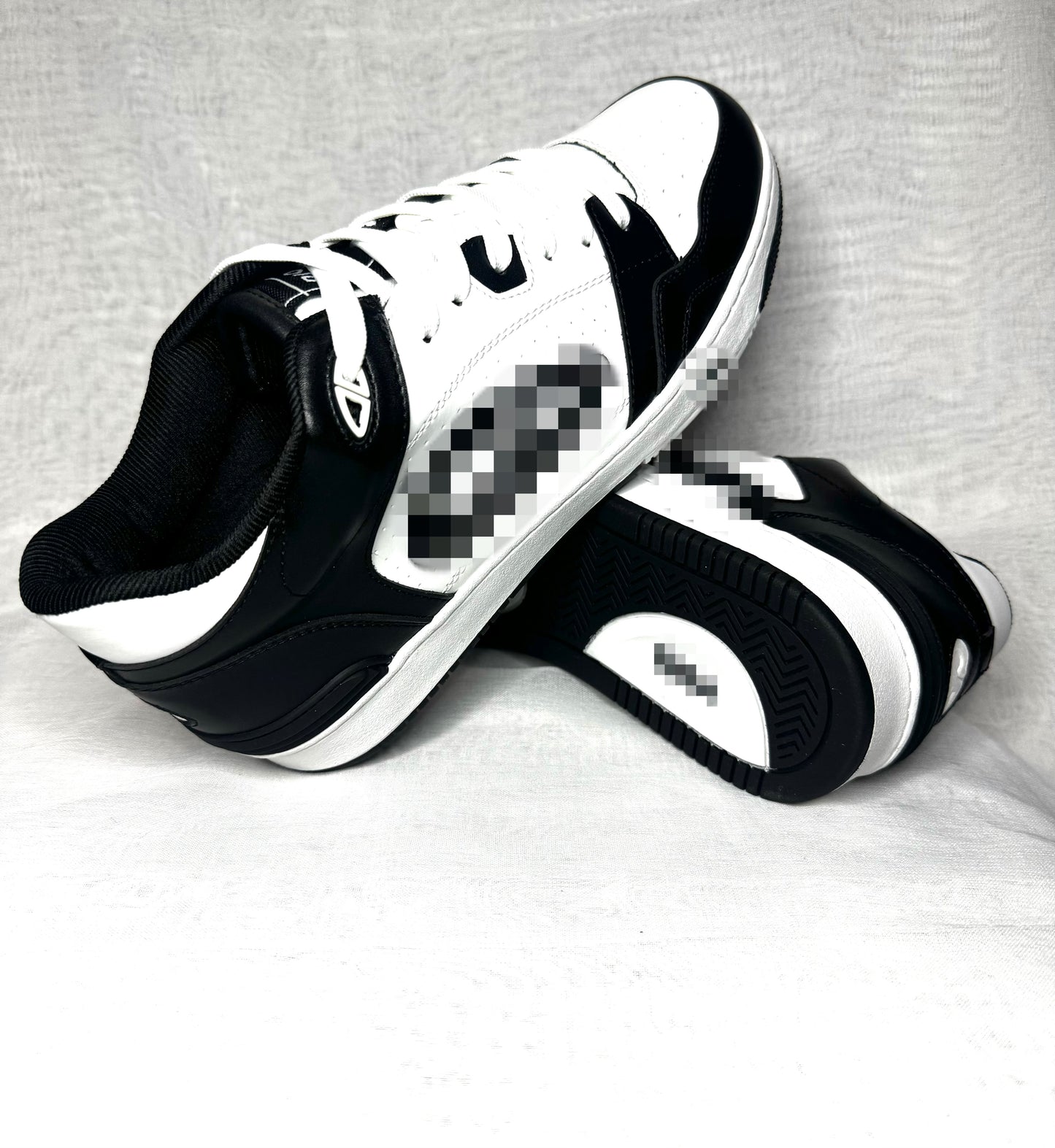City D’or Low-Top Sneaker