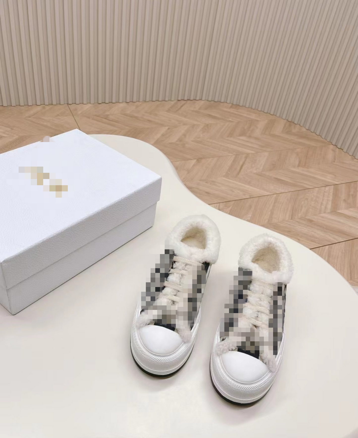 Lux D’or Platform Sneaker