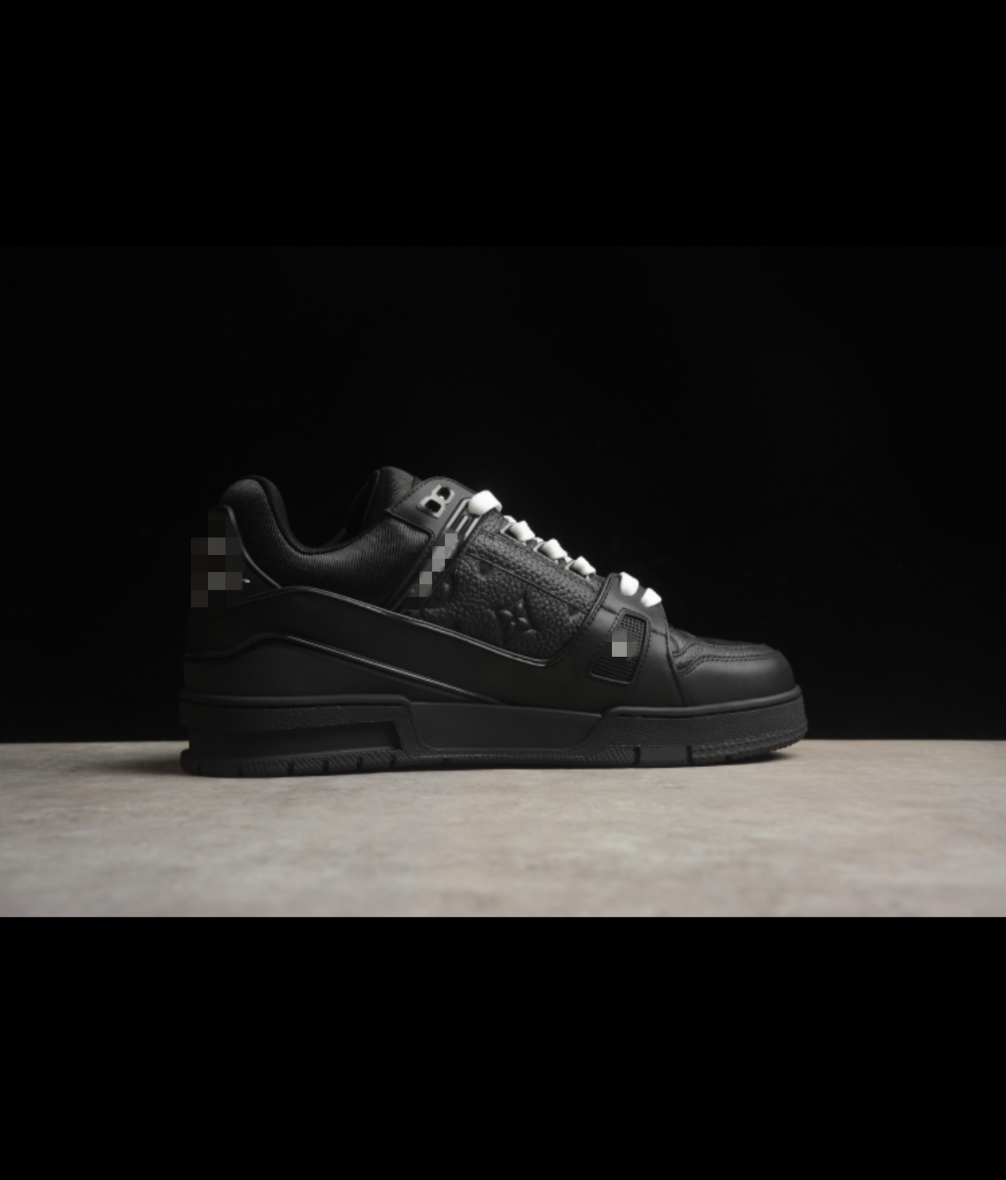 Night Light Trainer Low-Top Sneaker