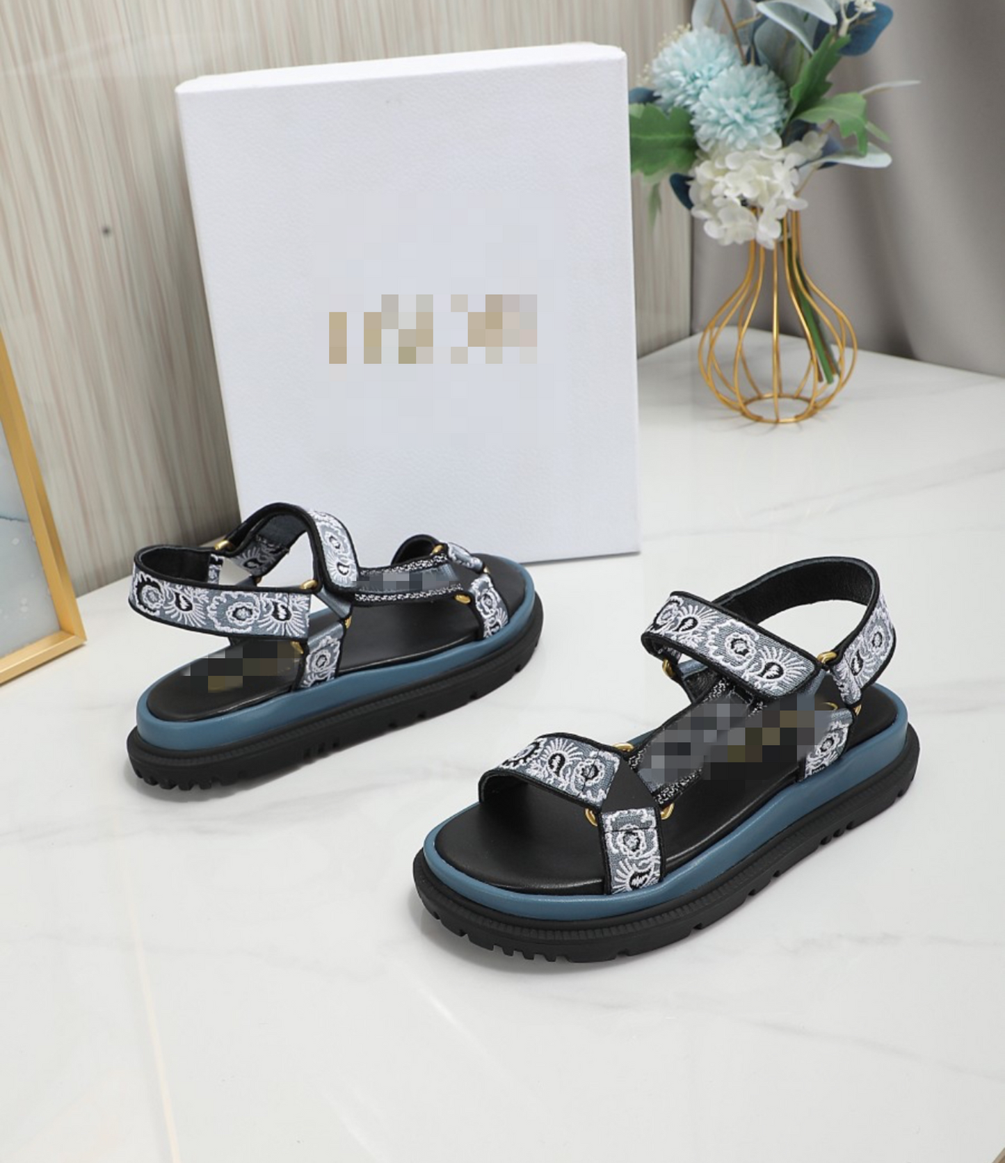 D'or Wave Sandal